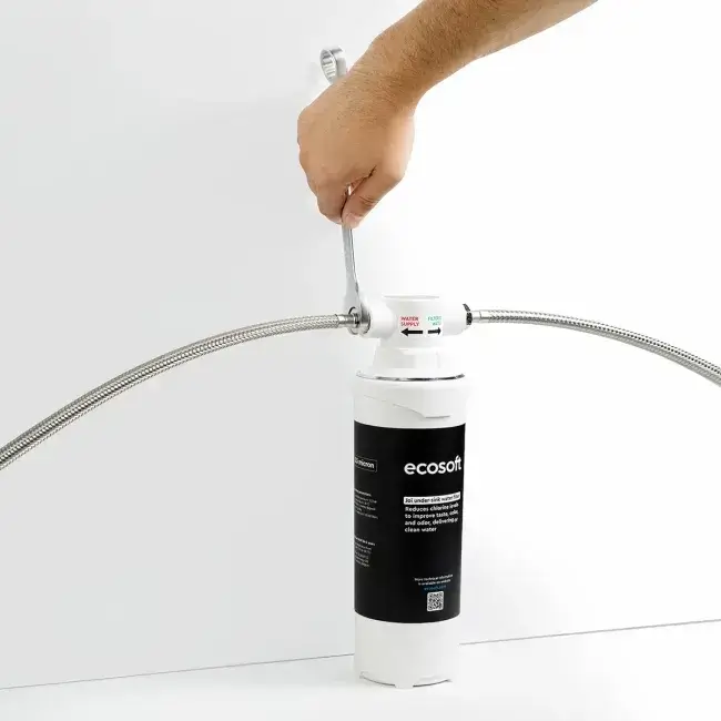 Sistem compact filtrare sub chiuvetă, Ecosoft JOI, microfiltrare 0.5 μm, 18000 L capacitate, debit 5 L/min