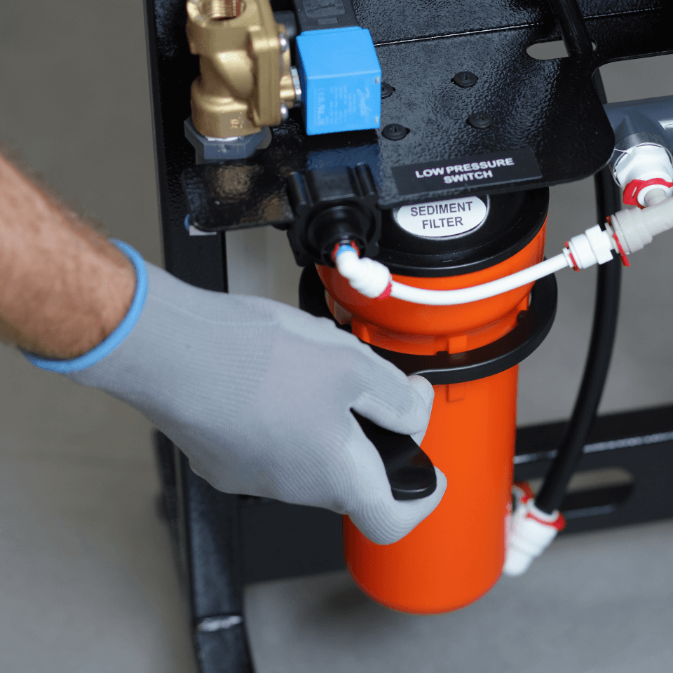 Osmoza inversa industriala, Ecosoft MO5000TP5, economica, controler OC5000, 1 carcasa de membrana 40", prefiltrare si pompa inclusa