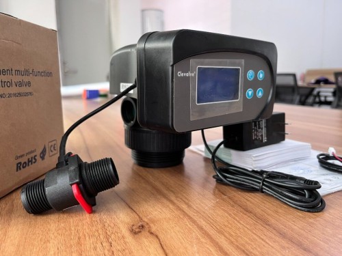 Valva de comanda pentru filtrare, Clevalve KLGL4-2LCD, regenerare in functie de timp, display LCD
