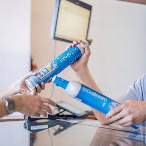 Reincarcare butelie SodaStream Screw, 425 grame de CO2 , cu cilindru gol la schimb, model albastru cu filet